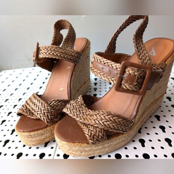 Braided brown platform espadrille sandals size 7 - Picture 2 of 7
